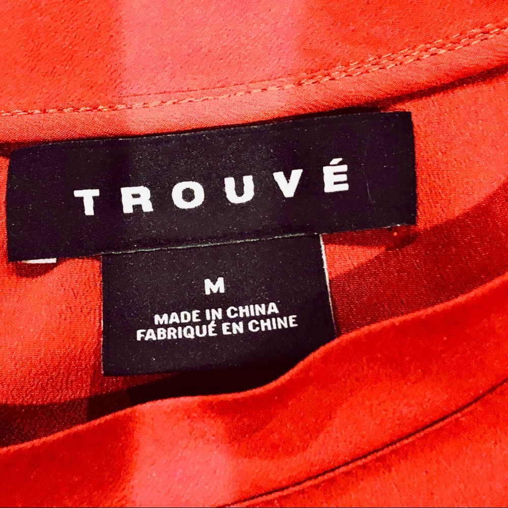 Trouv Top - Classy Work Top - Split Open Back - image 3